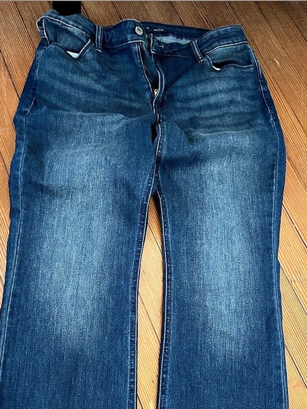 Old Navy Mid-Rise Wow Boot-Cut Jeans Blue Waist 10